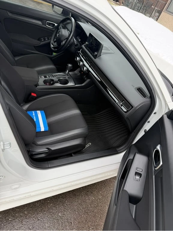 Honda Civic * Sport * CARFAX * БЕЗ ПЪРВОНАЧАЛНА ВНОСКА, снимка 17 - Автомобили и джипове - 53178562