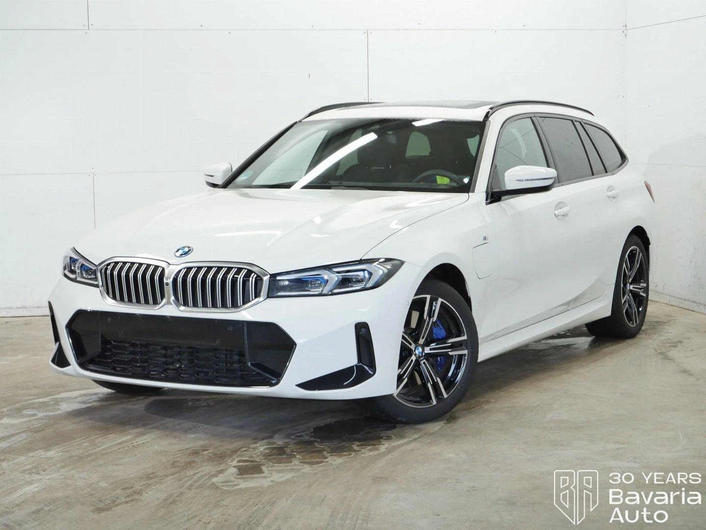 BMW 330 e Touring M Sport Paket Sportautomatic, снимка 1