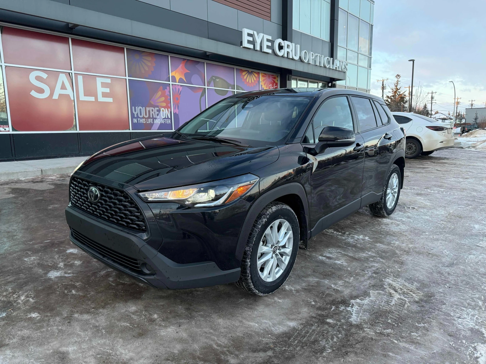 Toyota Corolla Cross LE * CARFAX* ОПЦИЯ ЗА ФИНАНСИРАНЕ* , снимка 1