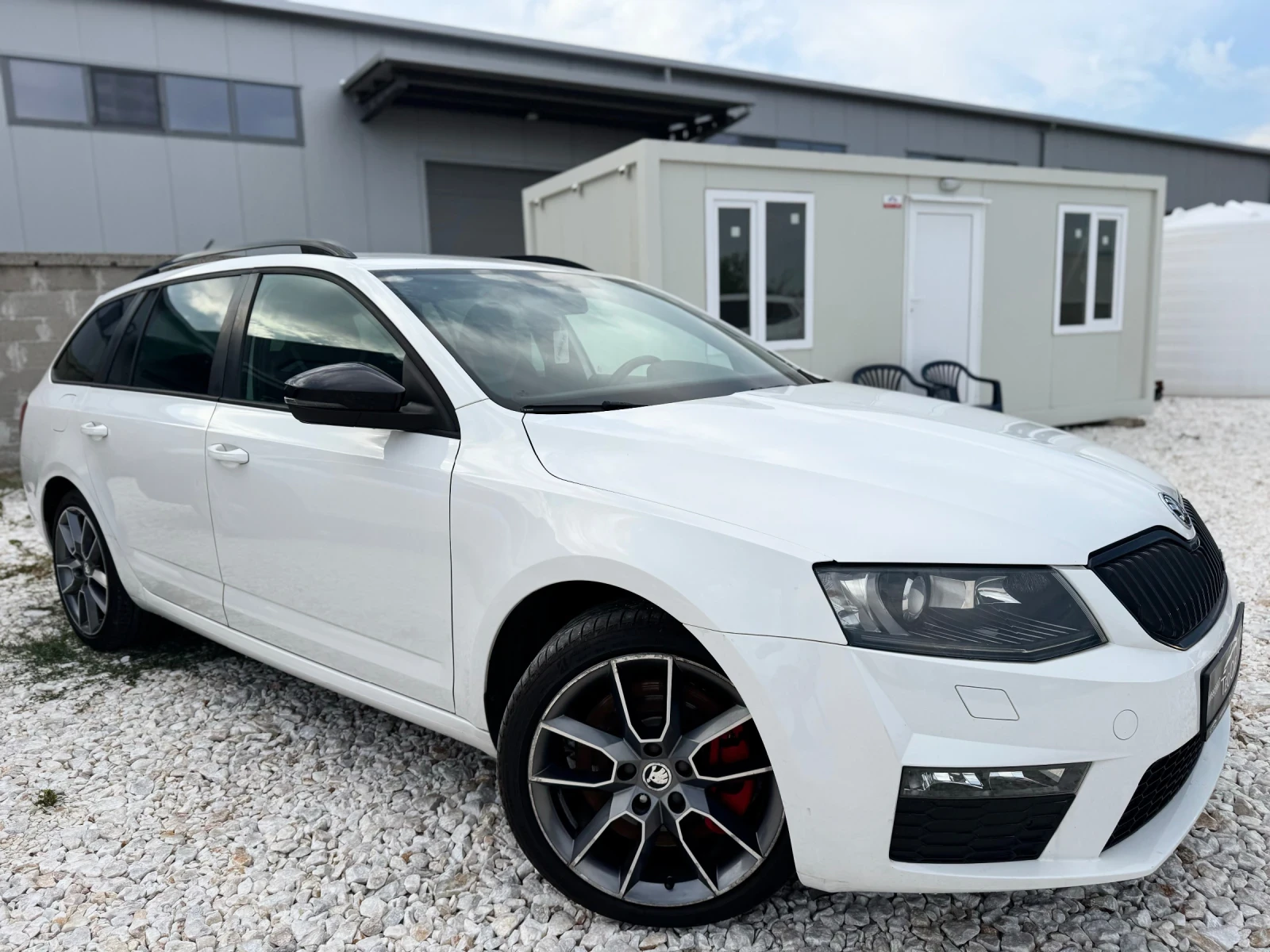 Skoda Octavia 2.0 TDI 185. VRS / KOJA / NAVI / AVTOMAT / XENON | Mobile.bg   1