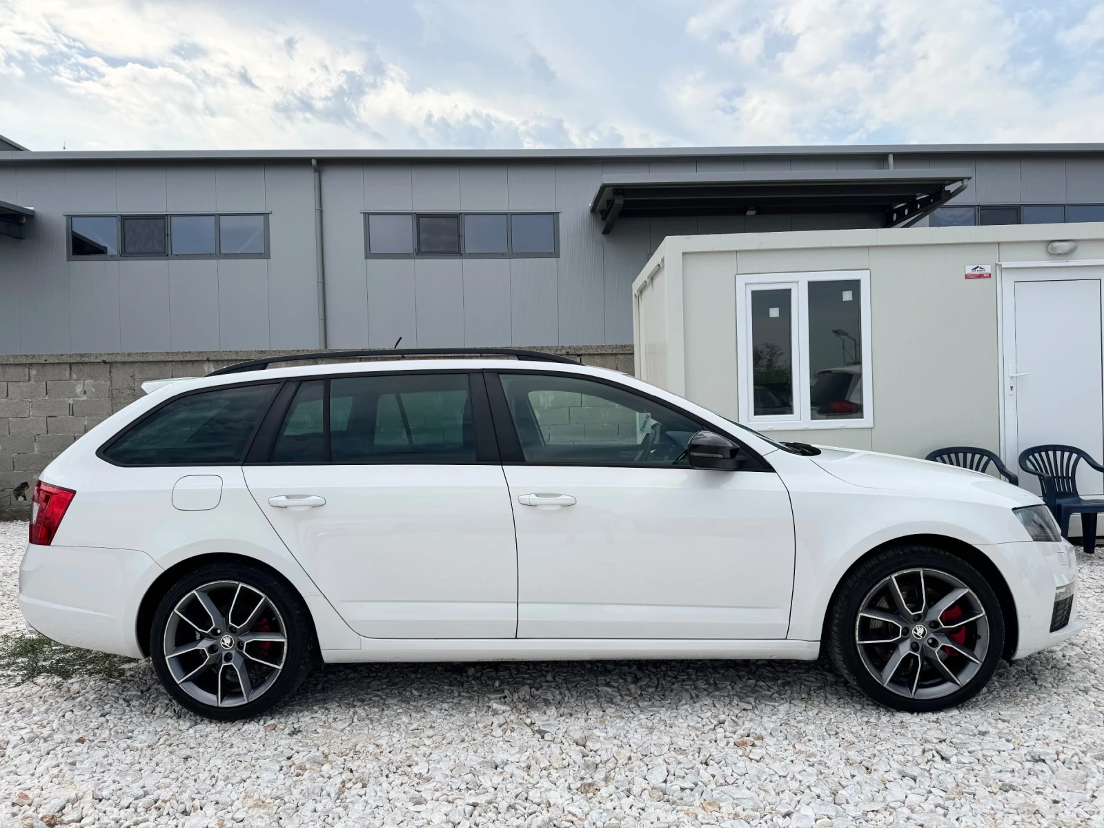 Skoda Octavia 2.0 TDI 185к.с VRS / KOJA / NAVI / AVTOMAT / XENON - изображение 5