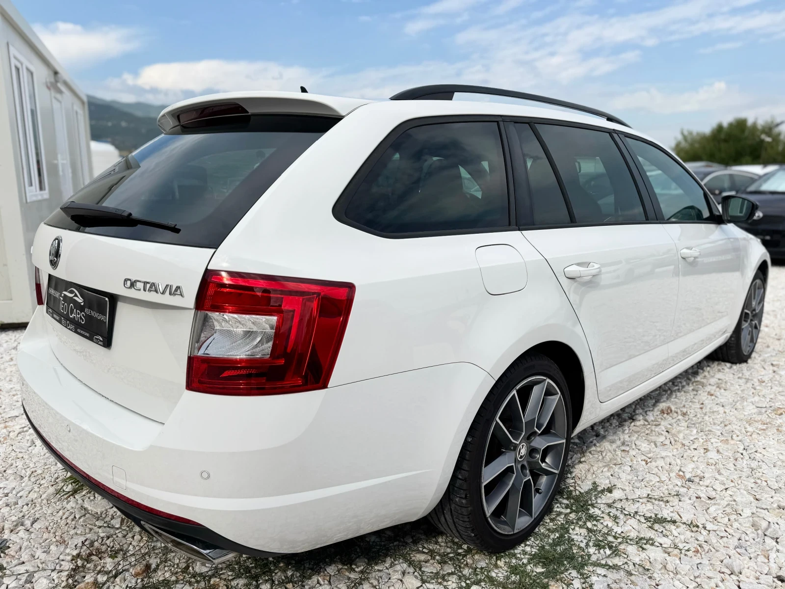 Skoda Octavia 2.0 TDI 185к.с VRS / KOJA / NAVI / AVTOMAT / XENON - изображение 8