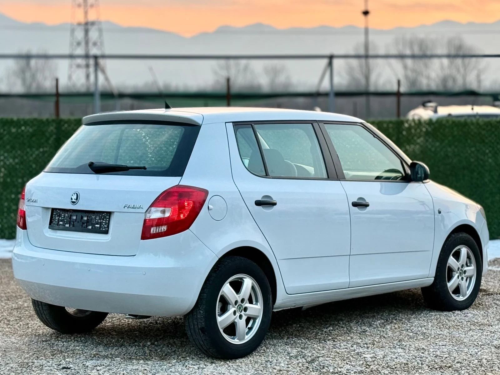 Skoda Fabia 1.6TDi EURO 5 - изображение 7