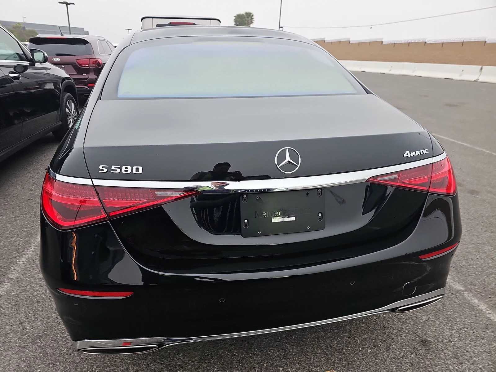 Mercedes-Benz S 580 2022* DESIGNO* BURMASTER* DISTRO+ * МАСАЖ* ОБДУХ*  - изображение 4