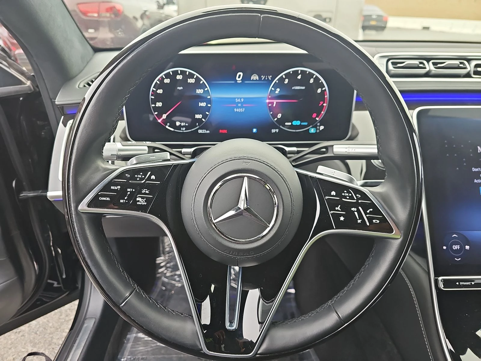 Mercedes-Benz S 580 2022* DESIGNO* BURMASTER* DISTRO+ * МАСАЖ* ОБДУХ*  - изображение 9