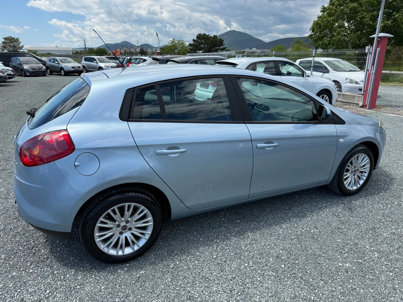 Fiat Bravo (KATO НОВА) - изображение 5