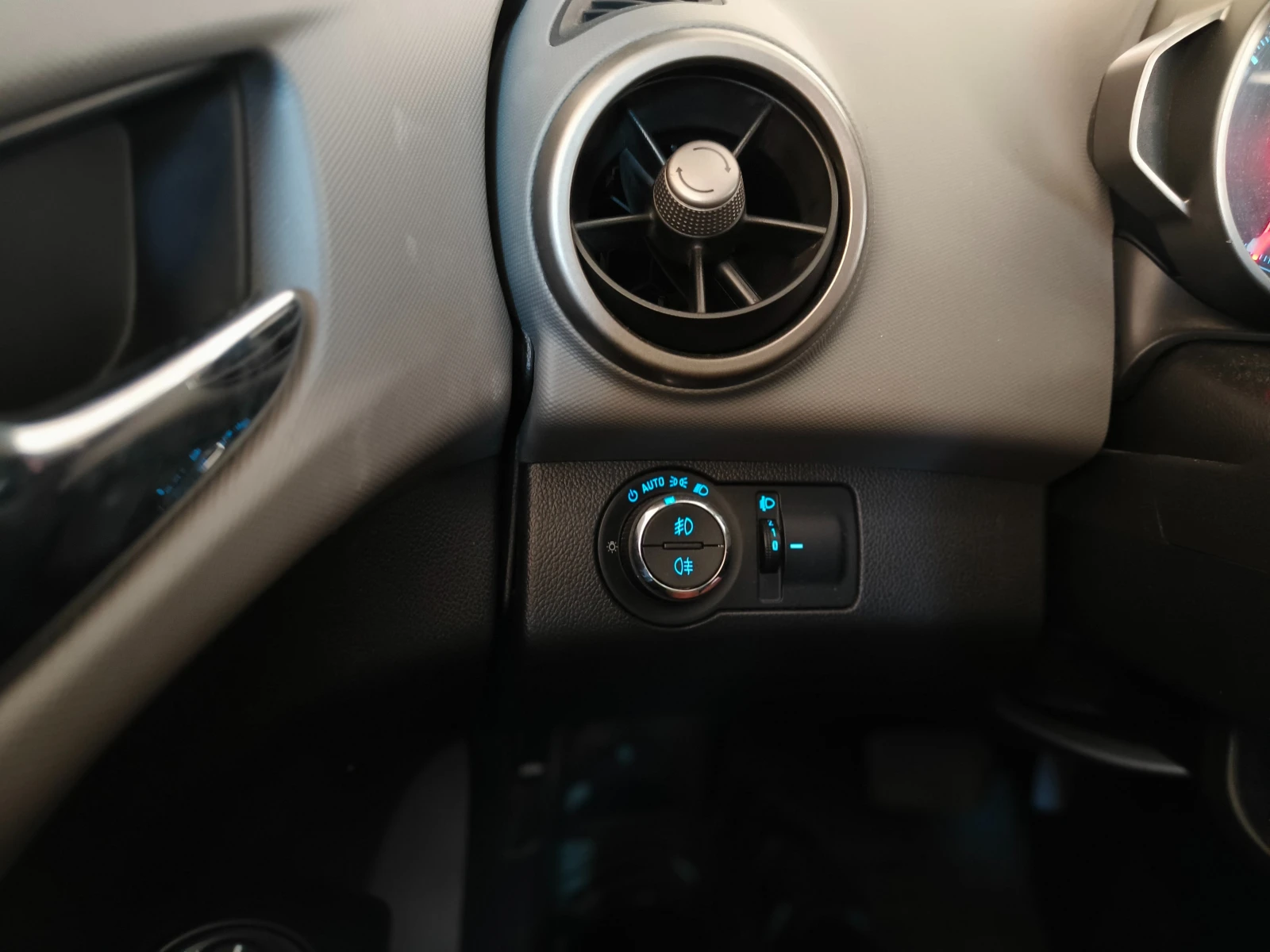 Chevrolet Aveo 1.6 - изображение 8