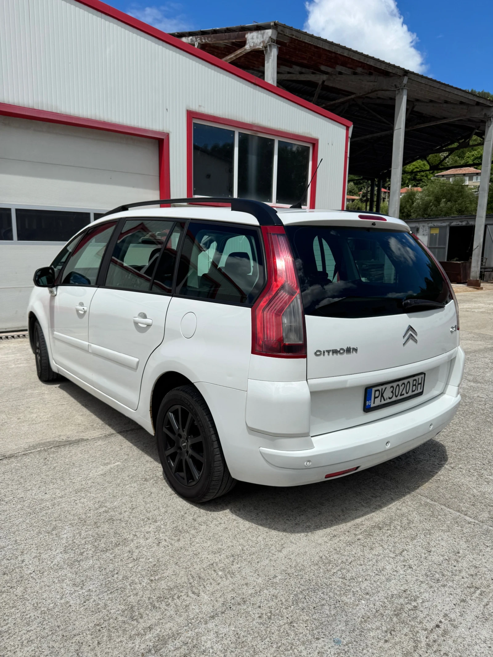 Citroen C4 Picasso 7 места - изображение 3