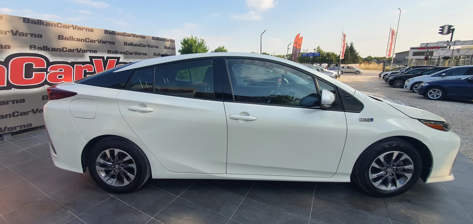 Toyota Prius PLUG IN HYBRID - изображение 7