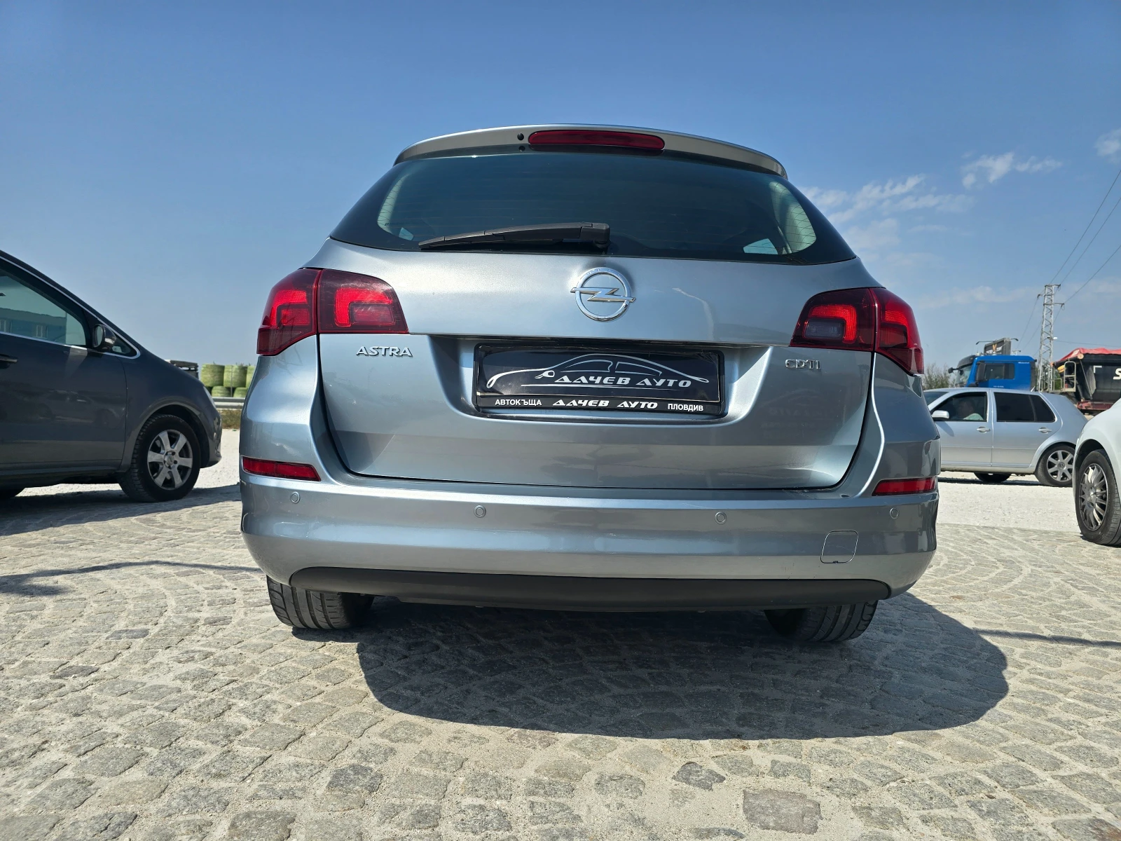 Opel Astra 1, 7-125к.с.COSMO, NAVI - изображение 5