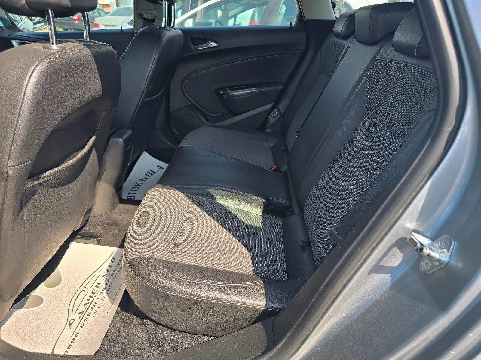 Opel Astra 1, 7-125к.с.COSMO, NAVI - изображение 9