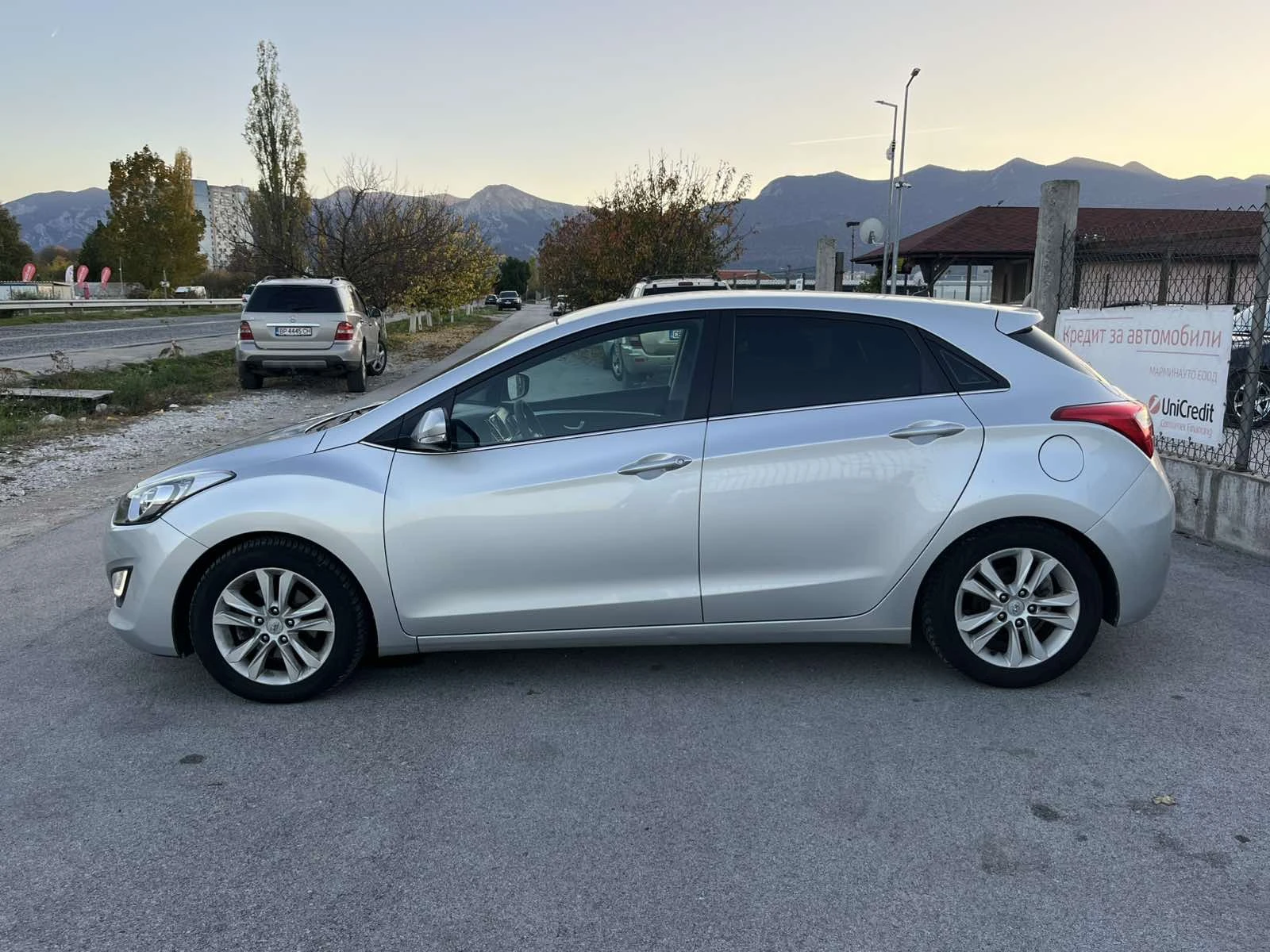 Hyundai I30 BI-FUEL 1.4I 99кс 6 СКОРОСТИ ПЕРФЕКТЕН ВНОС ИТАЛИЯ - изображение 6