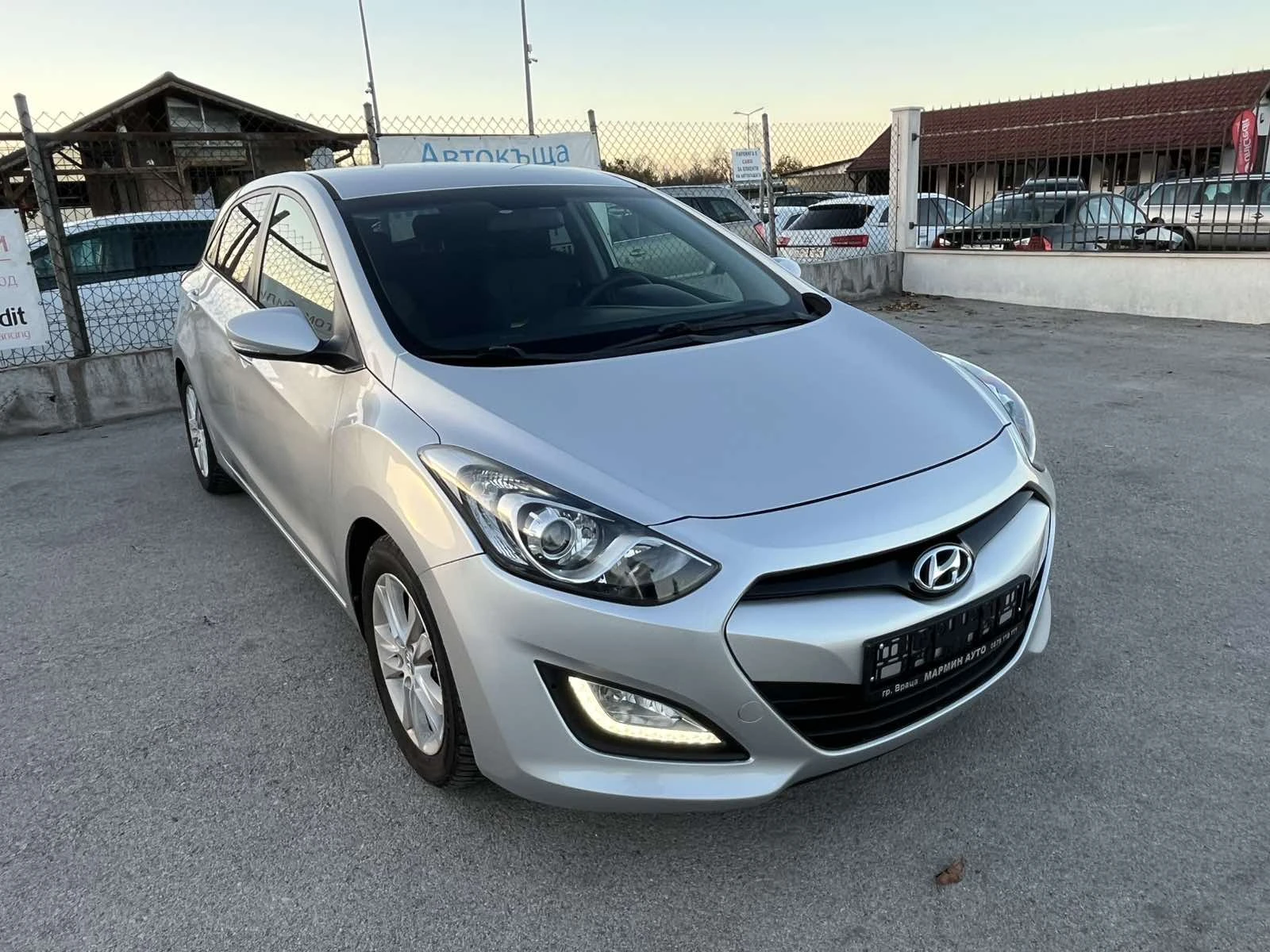 Hyundai I30 BI-FUEL 1.4I 99кс 6 СКОРОСТИ ПЕРФЕКТЕН ВНОС ИТАЛИЯ - изображение 3