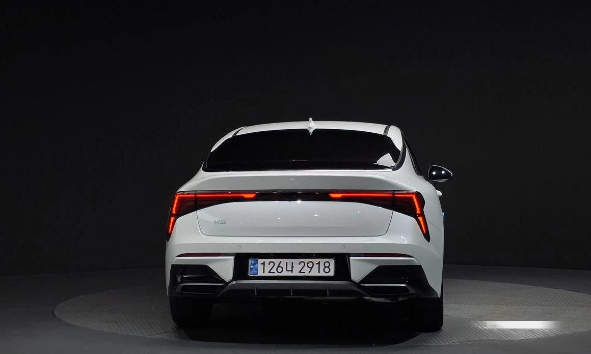 Kia K5 2.0 Prestige * НАЙ-ДОБРА ЦЕНА В БЪЛГАРИЯ*  - изображение 4