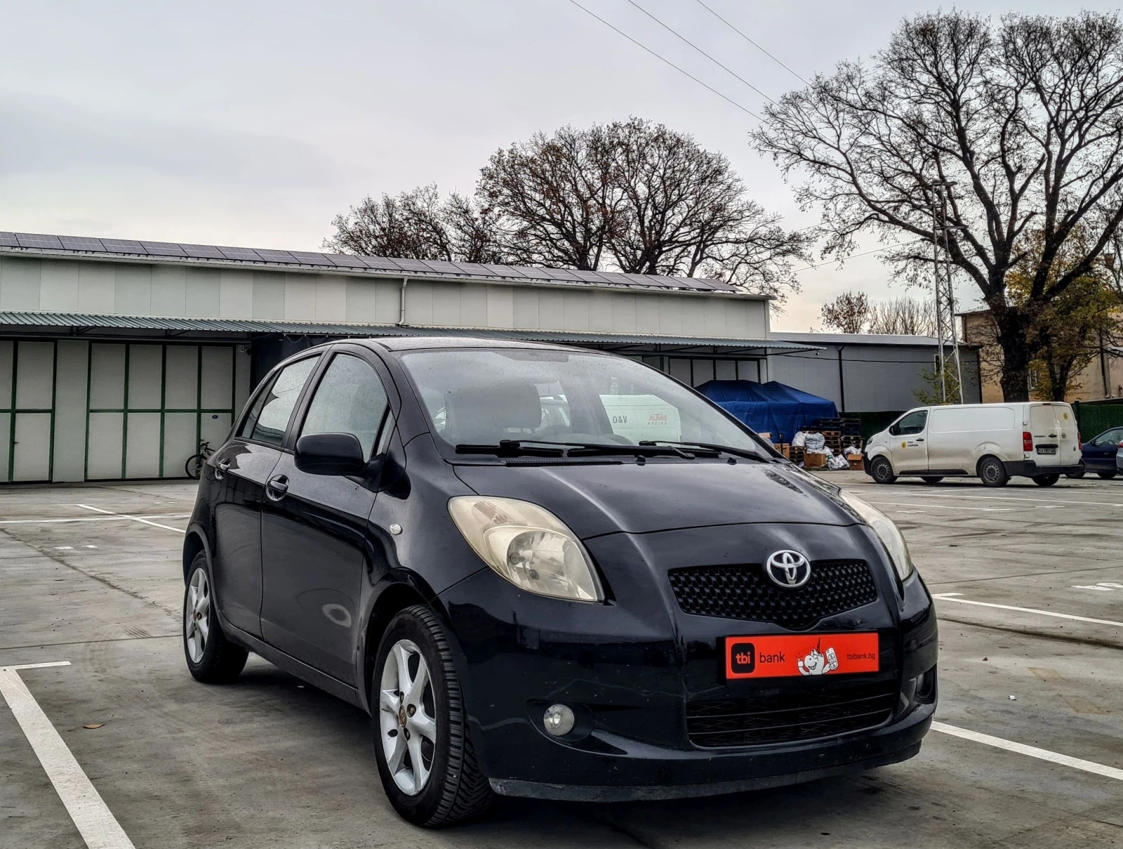 Toyota Yaris 1.0 68 к.с. * КЛИМАТИК* ЕВРО 4 - изображение 3