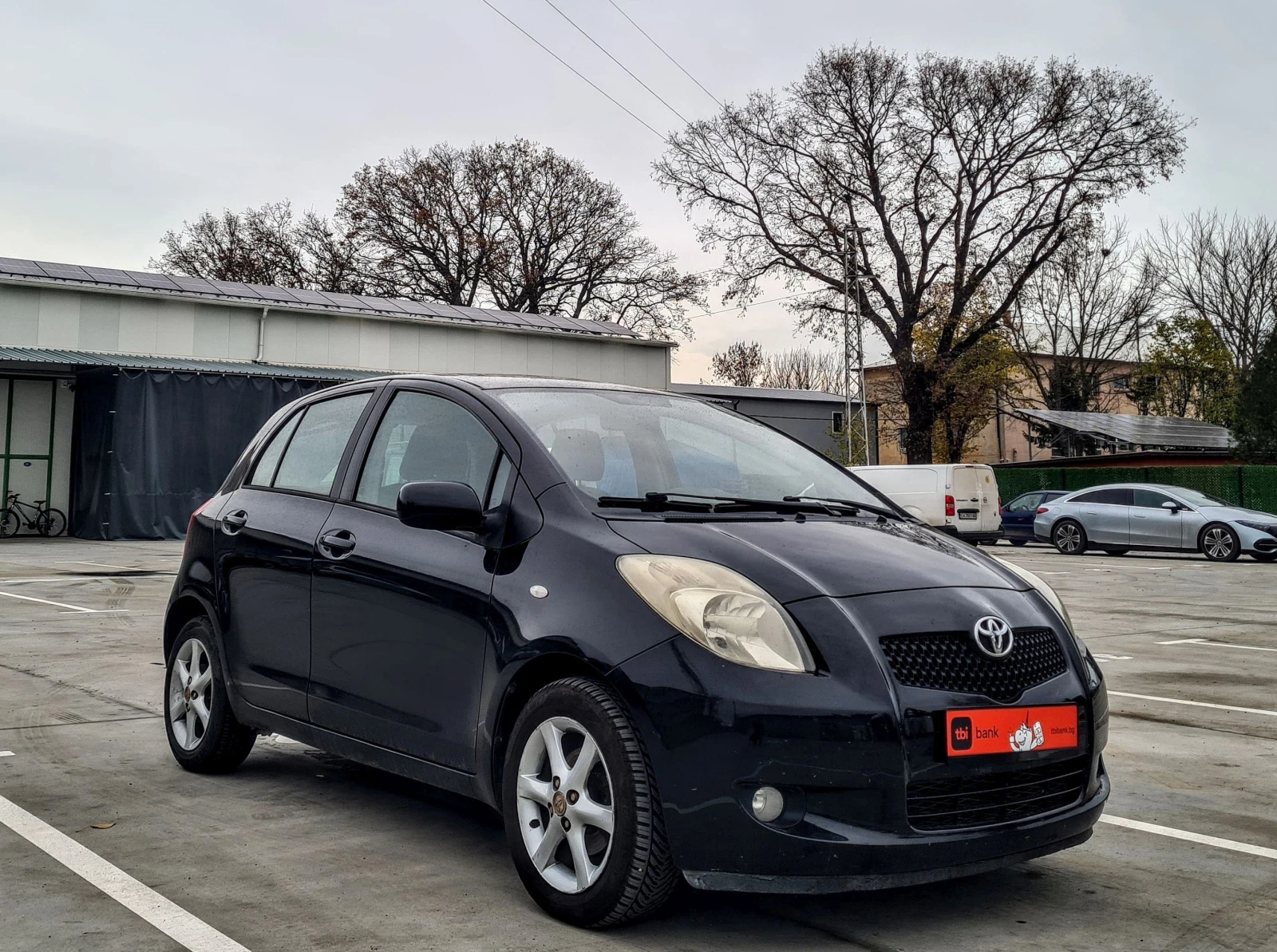 Toyota Yaris 1.0 68 к.с. * КЛИМАТИК* ЕВРО 4 - изображение 2