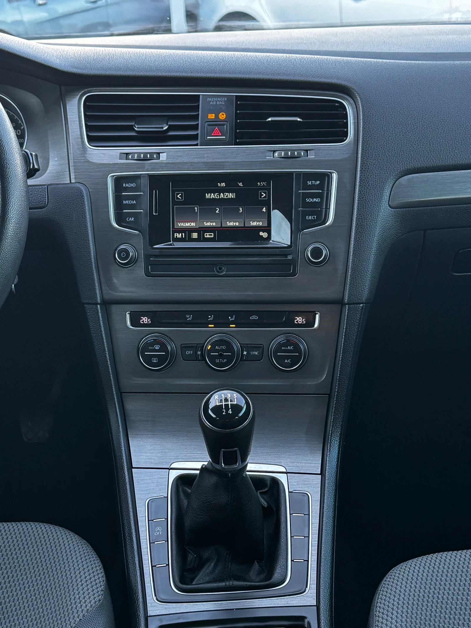 VW Golf 1.6TDI  | Mobile.bg   12