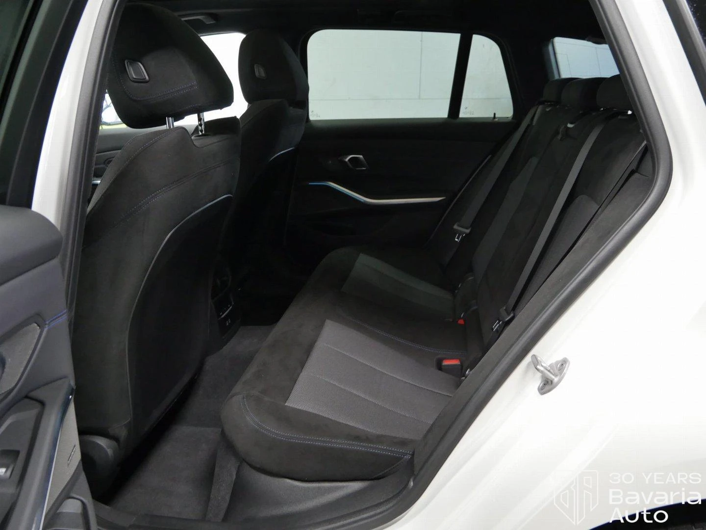 BMW 330 e Touring M Sport Paket Sportautomatic | Mobile.bg   8