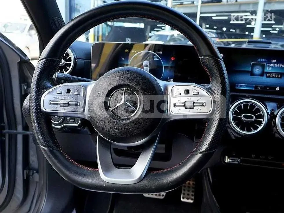 Mercedes-Benz A 250 2020* AMG PK* DISTRONIK* DIGITAL* KEYLESS* КРАЙНА , снимка 6 - Автомобили и джипове - 53916584