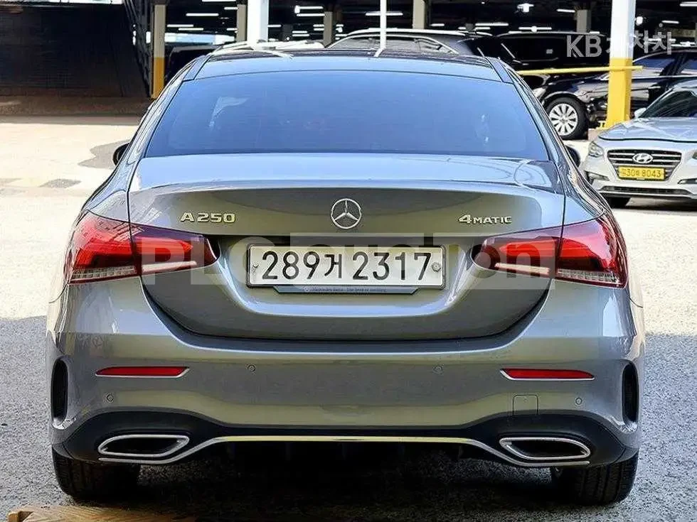 Mercedes-Benz A 250 2020* AMG PK* DISTRONIK* DIGITAL* KEYLESS* КРАЙНА , снимка 3 - Автомобили и джипове - 53916584