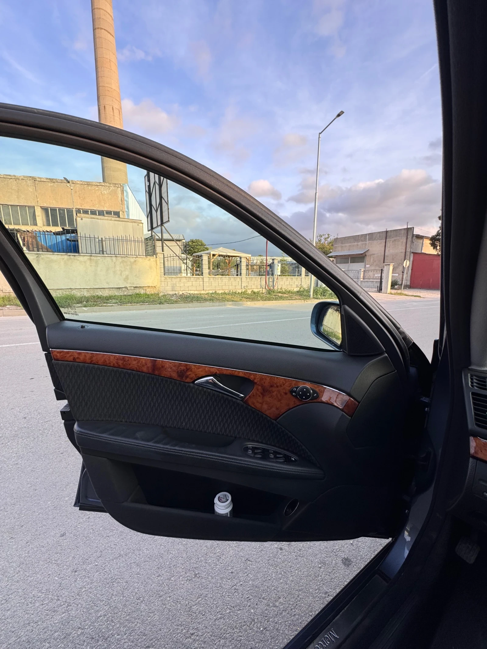 Mercedes-Benz E 280 3.2 cdi, снимка 7 - Автомобили и джипове - 53921671