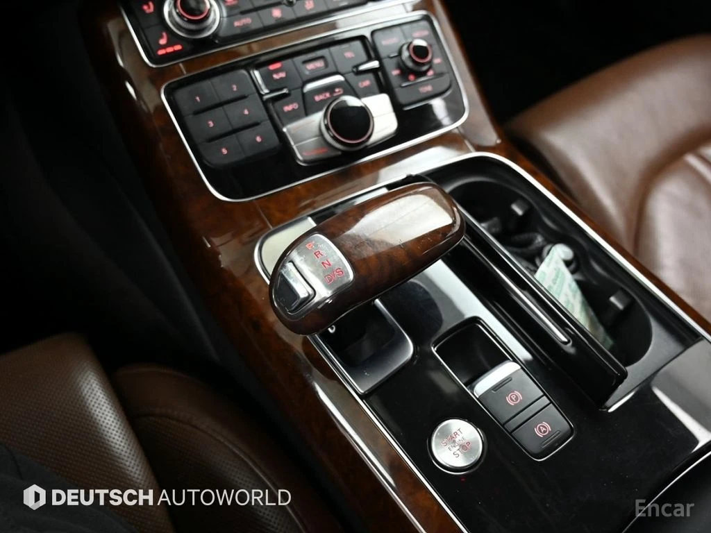 Audi A8 4.2 FSI QUATRO* PANO* КОЖА* ПОДГРЕВ* НАВИ, снимка 8 - Автомобили и джипове - 54740567