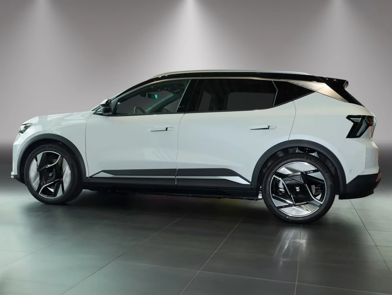 Renault Scenic E-Tech 87kWh Iconic - Full Options | Mobile.bg � ����������� 2