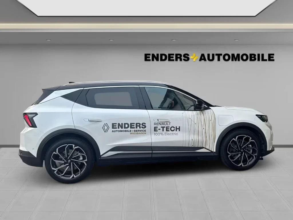 Renault Scenic E-Tech 87kWh Iconic - Full Options, снимка 2 - Автомобили и джипове - 54795833