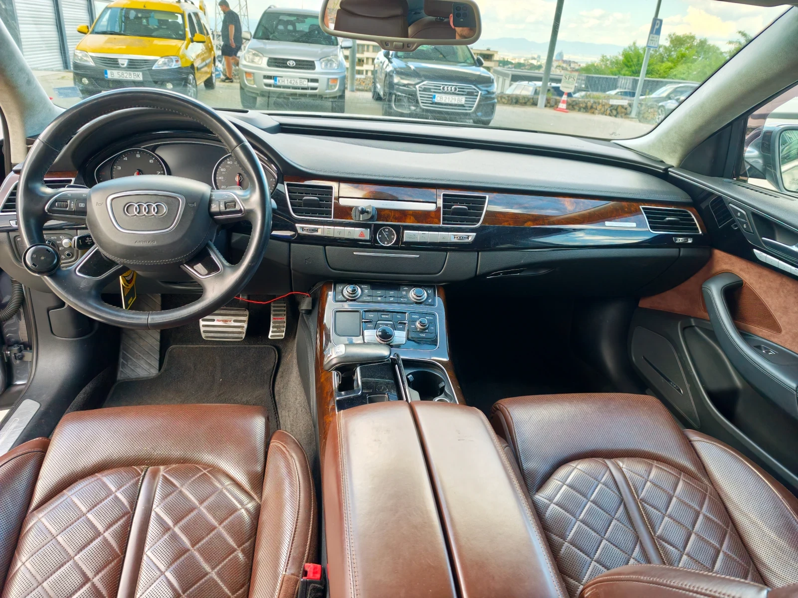 Audi A8 4.0T, снимка 5 - Автомобили и джипове - 54976997