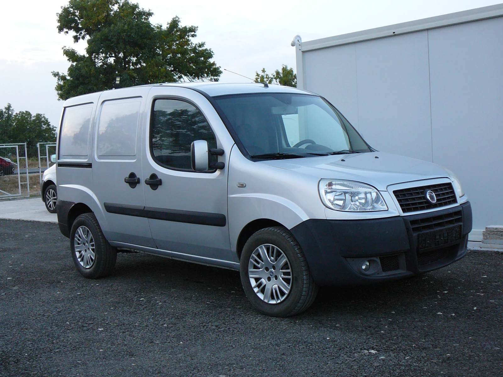 Fiat Doblo 1.9 JTD Клима, снимка 2 - Автомобили и джипове - 55871849