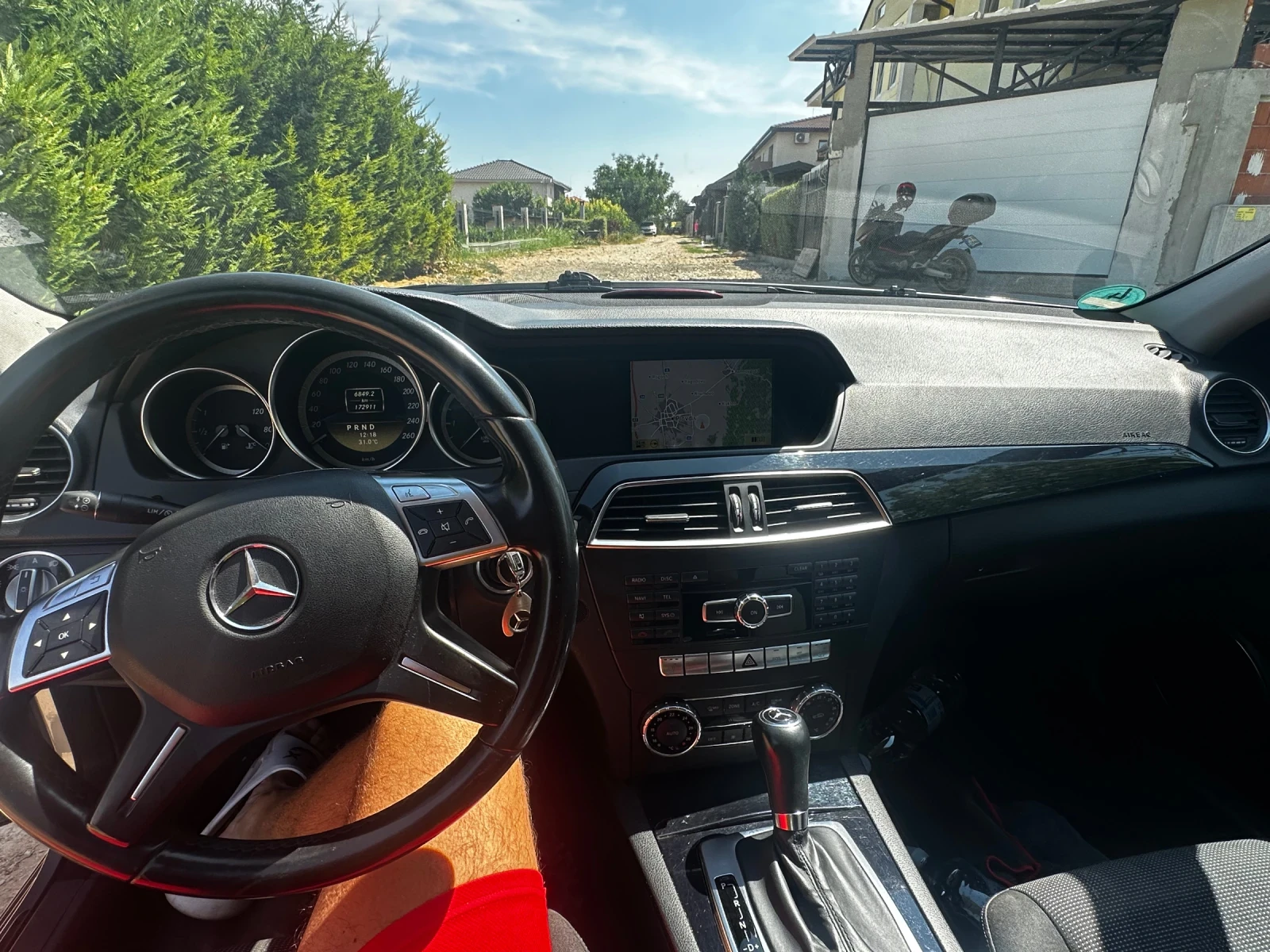 Mercedes-Benz C 220 BlueEFFICIENCY Avantgarde, снимка 10 - Автомобили и джипове - 55922716