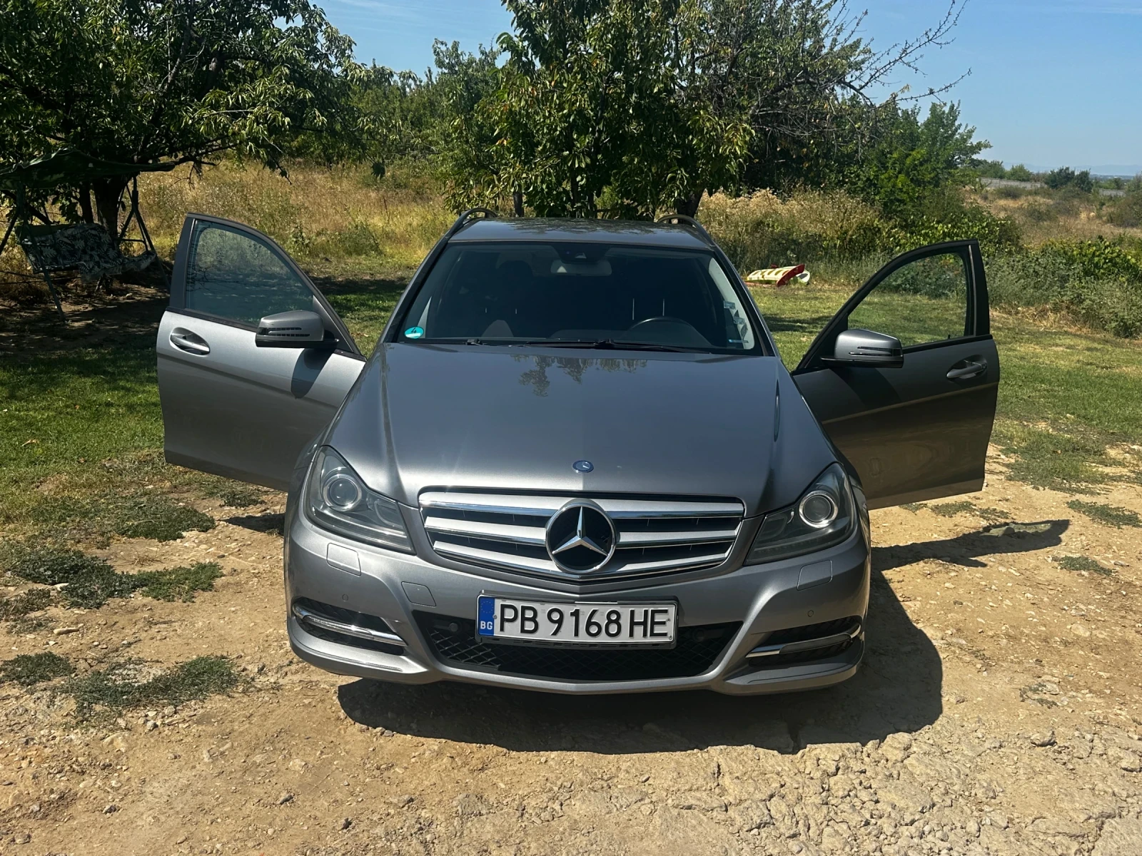 Mercedes-Benz C 220 BlueEFFICIENCY Avantgarde, снимка 4 - Автомобили и джипове - 55922716