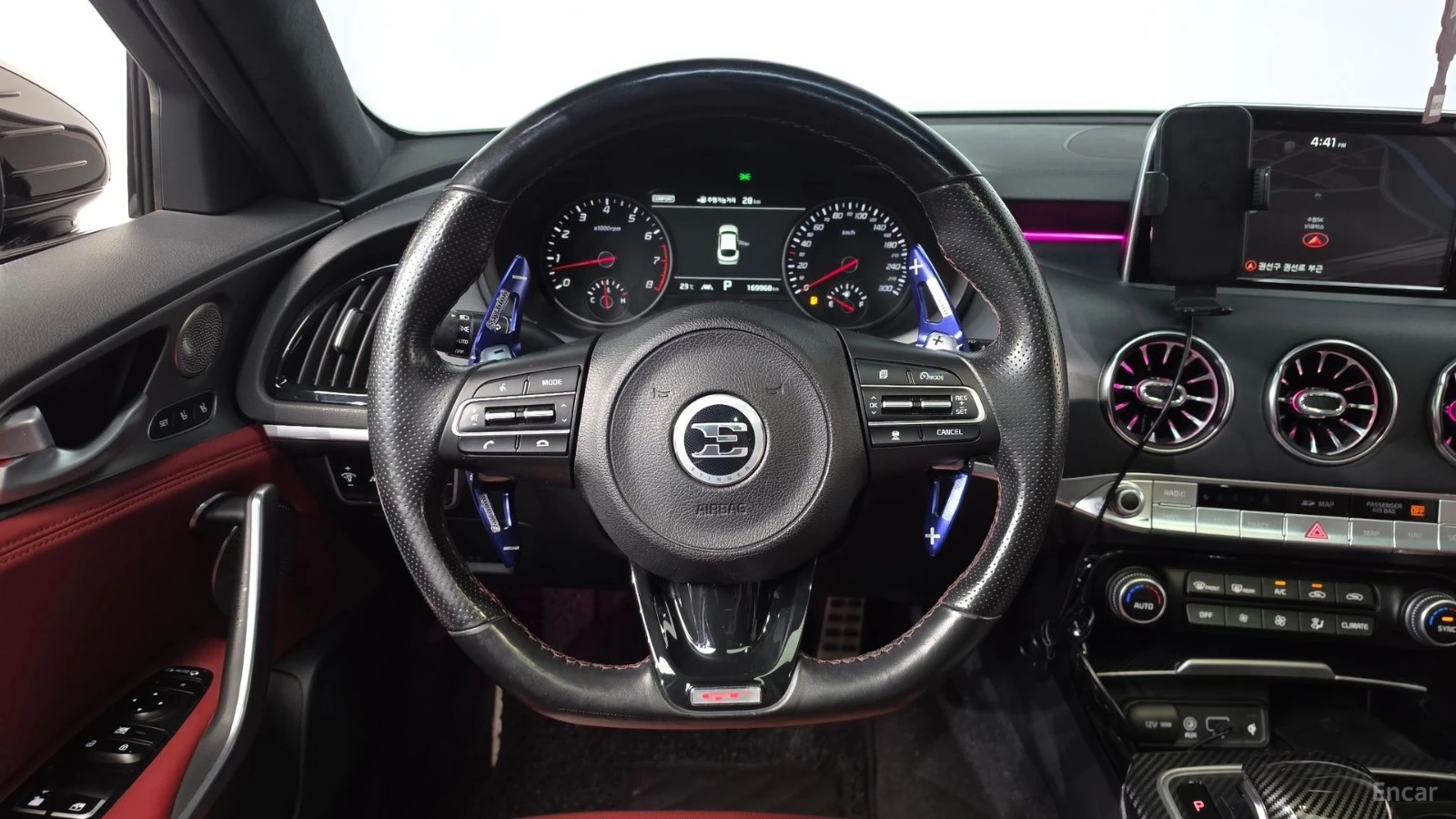 Kia Stinger 3.3 - TURBO GT - LEXICON - HUD -DISTRONIC - ОБДУХ , снимка 16 - Автомобили и джипове - 56113693
