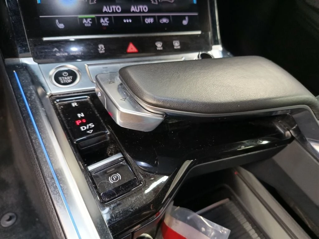 Audi E-Tron Sportback 55 Quattro Leather LED Navi 90.62% SoH | Mobile.bg � ����������� 12