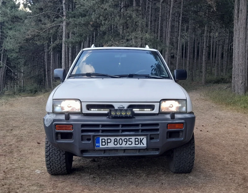 Nissan Terrano 2.4i