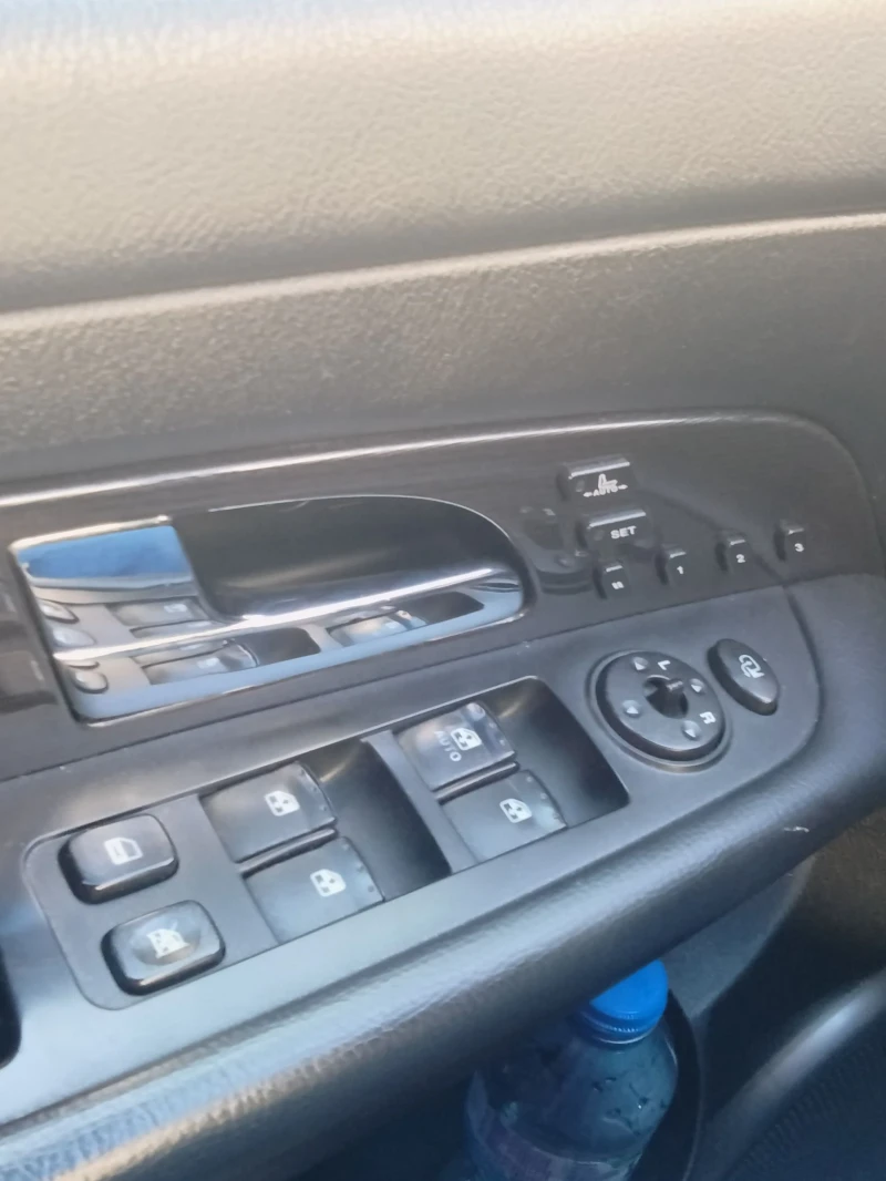 SsangYong Rexton XDI 270 XVT, снимка 8 - Автомобили и джипове - 52487593