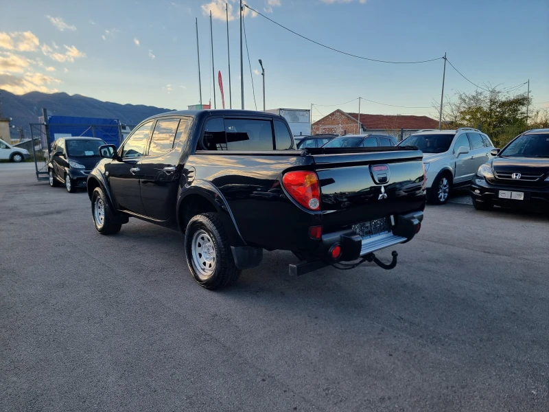 Mitsubishi L200 2.5DI-D, снимка 4 - Автомобили и джипове - 52232991