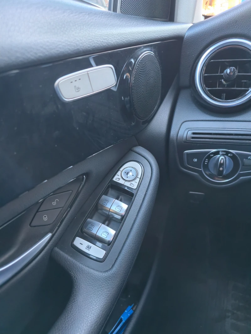 Mercedes-Benz GLC 250, снимка 3 - Автомобили и джипове - 53129425