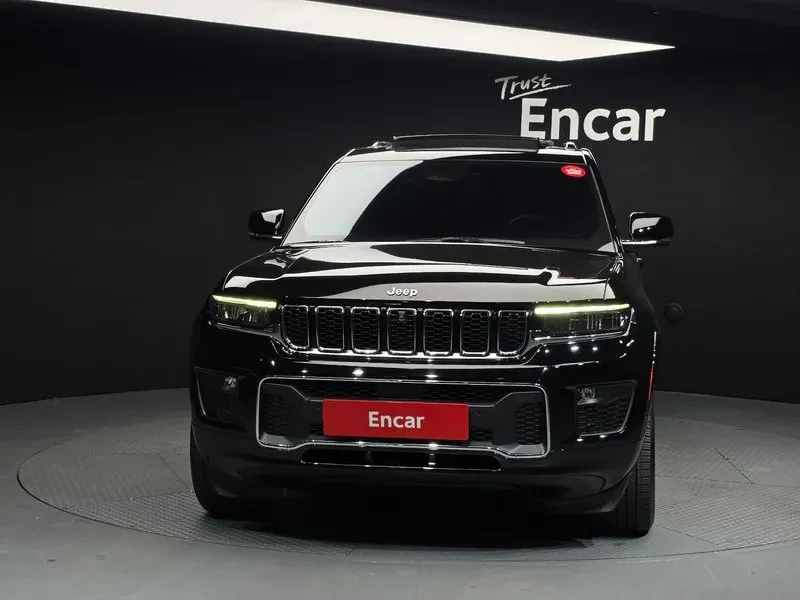 Jeep Cherokee 3.6 OVERLAND, снимка 3 - Автомобили и джипове - 54930447