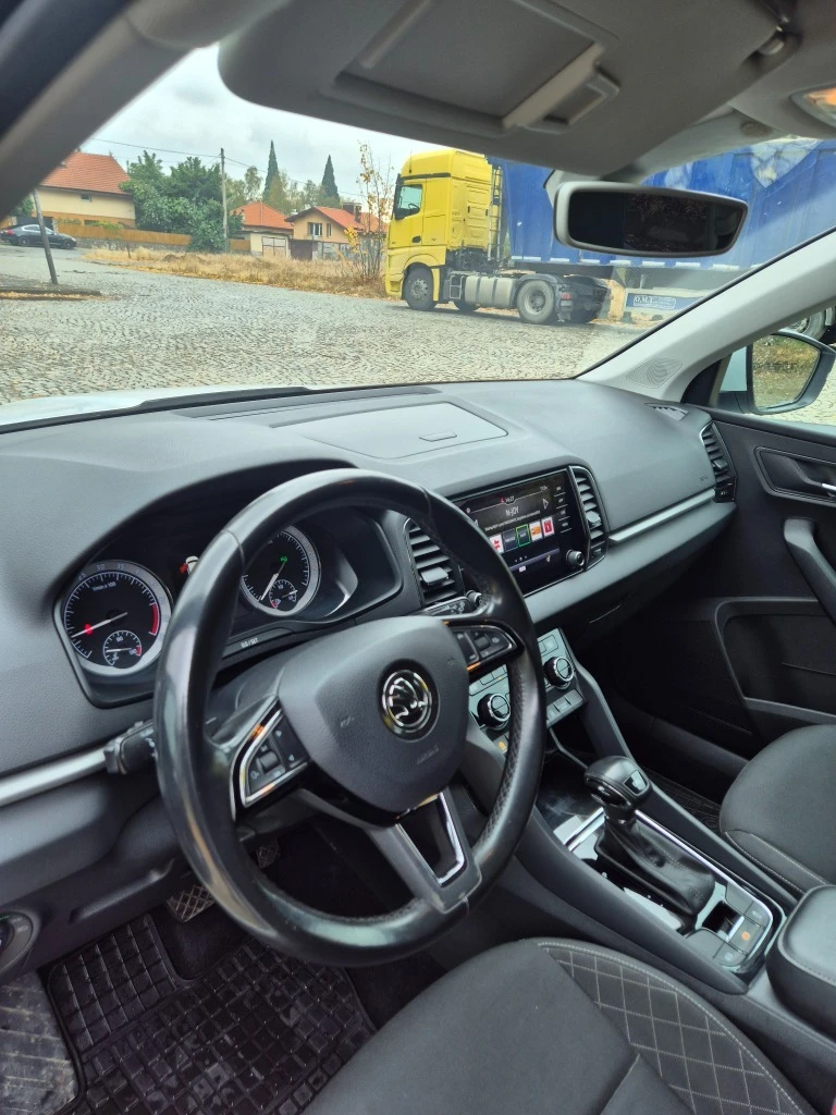 Skoda Karoq 1.6 TDI, снимка 6 - Автомобили и джипове - 56470184
