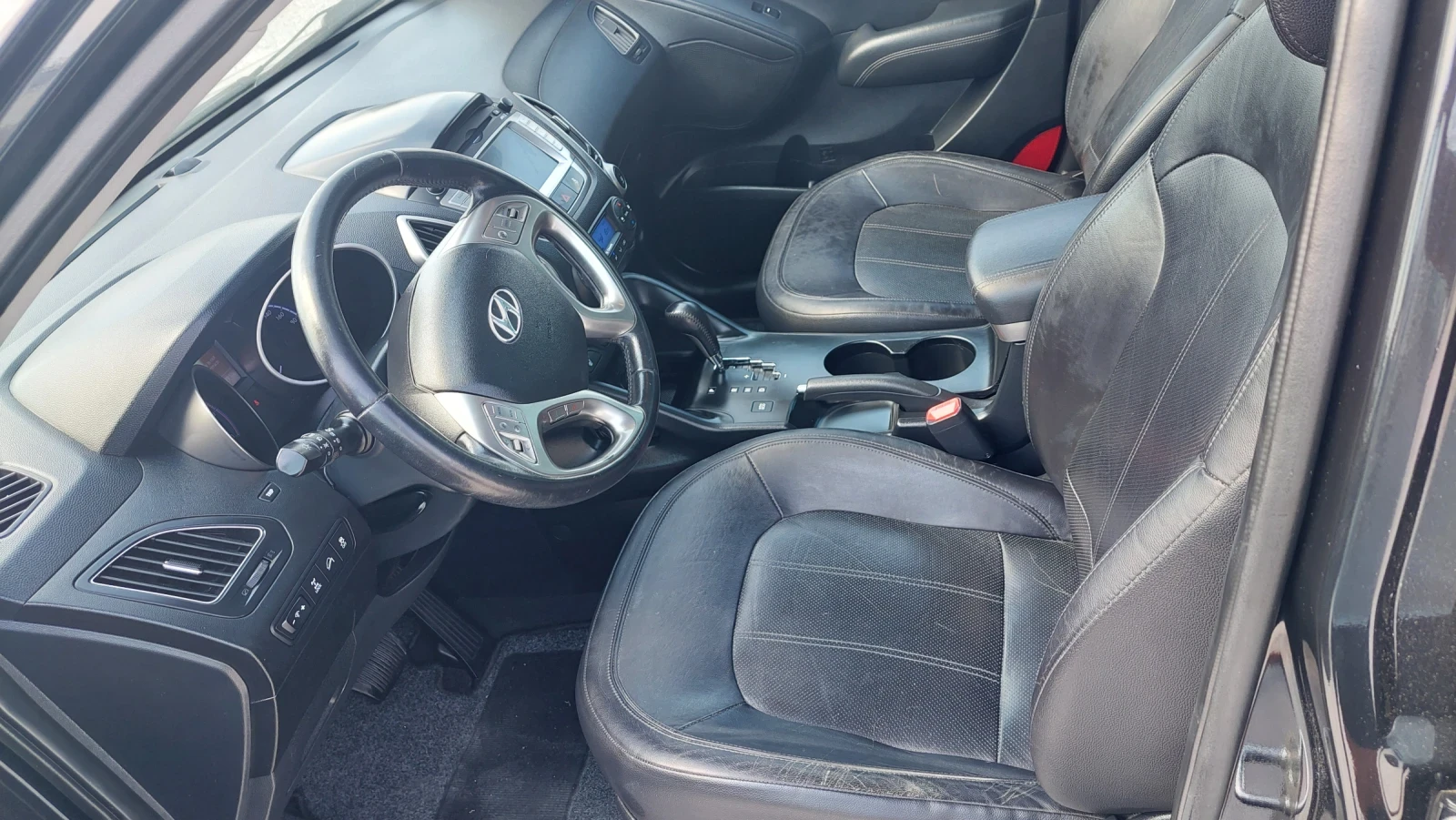 Hyundai IX35 2.0 4x4 FULL ЕКСТРИ - изображение 9