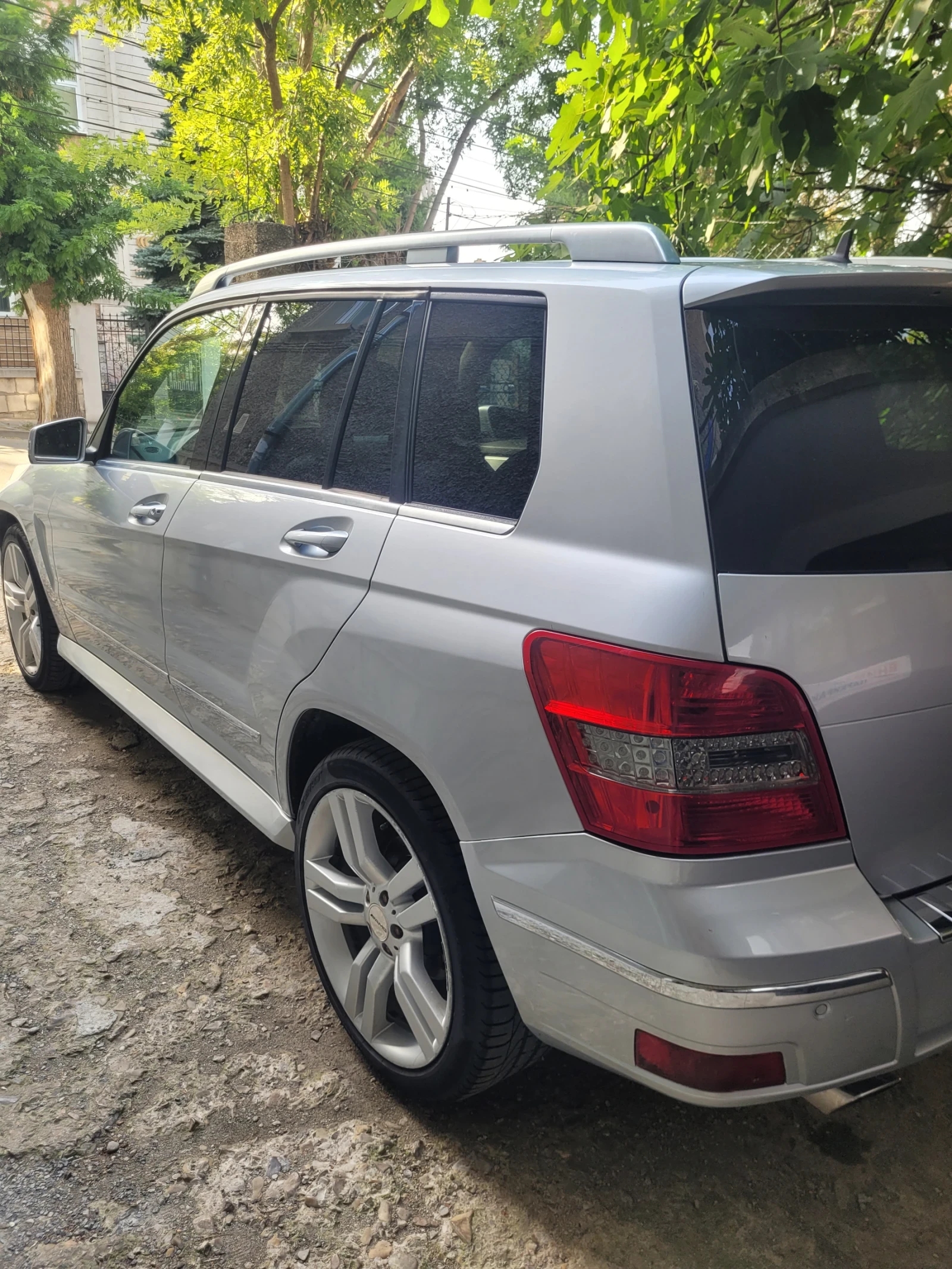 Mercedes-Benz GLK 320 - изображение 4