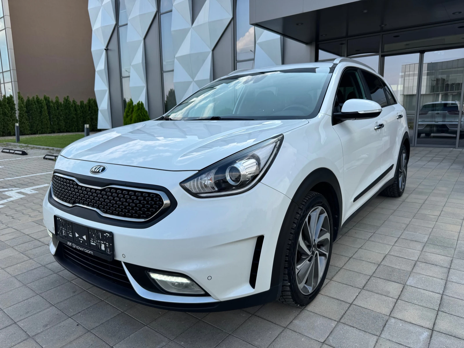 Kia Niro HYBRID-.--KEYGO-LANE-ASIST-- | Mobile.bg   1