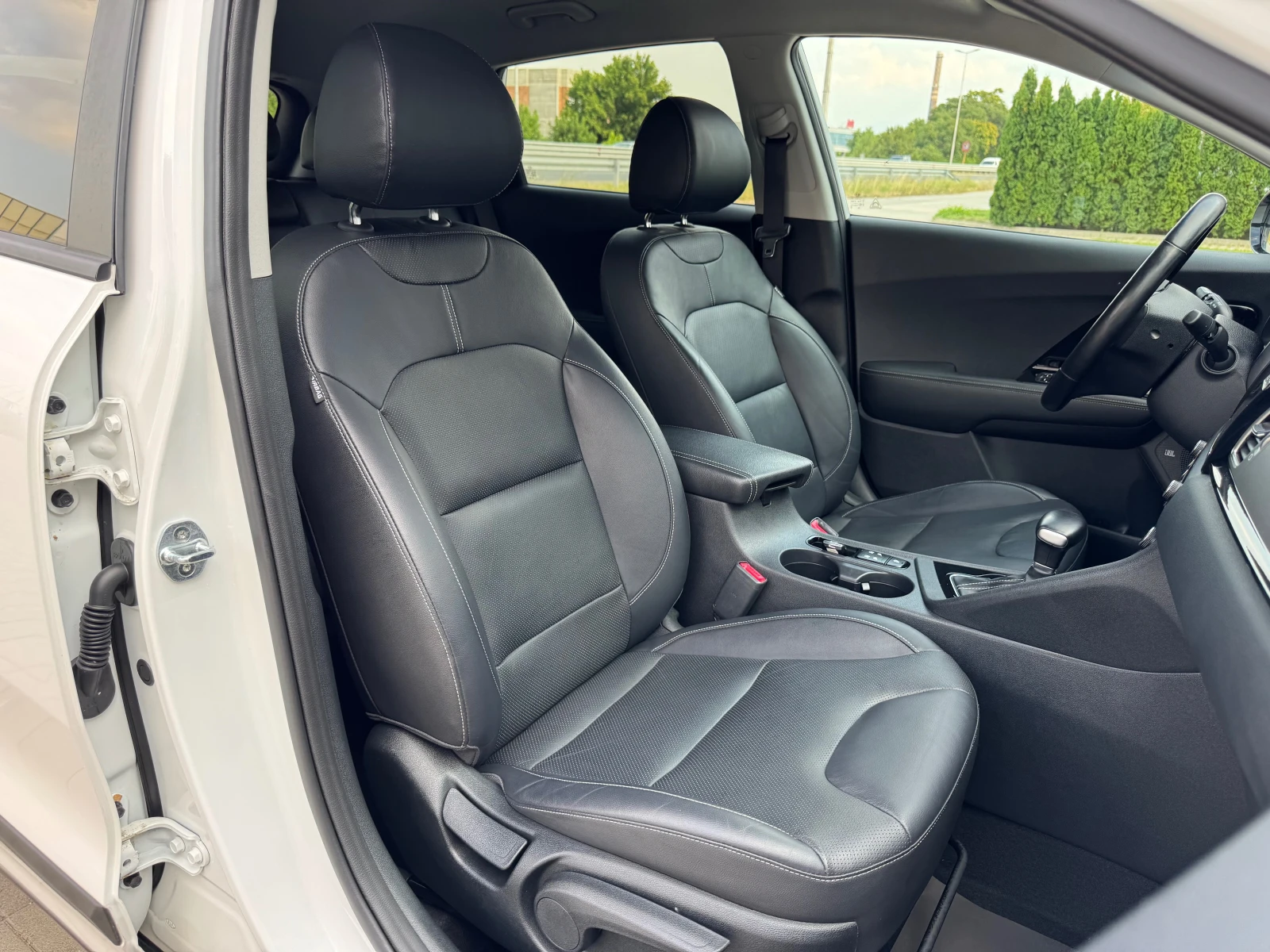 Kia Niro HYBRID-.--KEYGO-LANE-ASIST-- | Mobile.bg   13