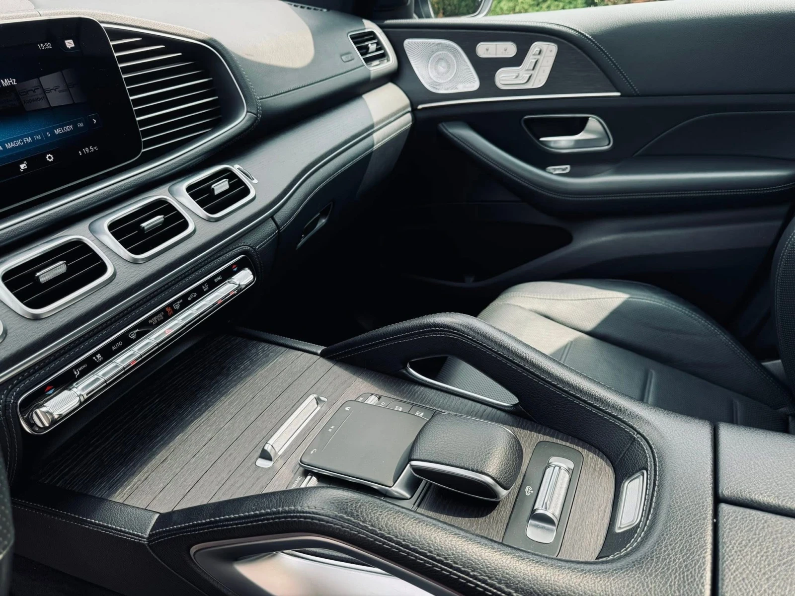 Mercedes-Benz GLE 350 Coupe/AMG/Burmaster/Air/Climaseat/Pano - изображение 9