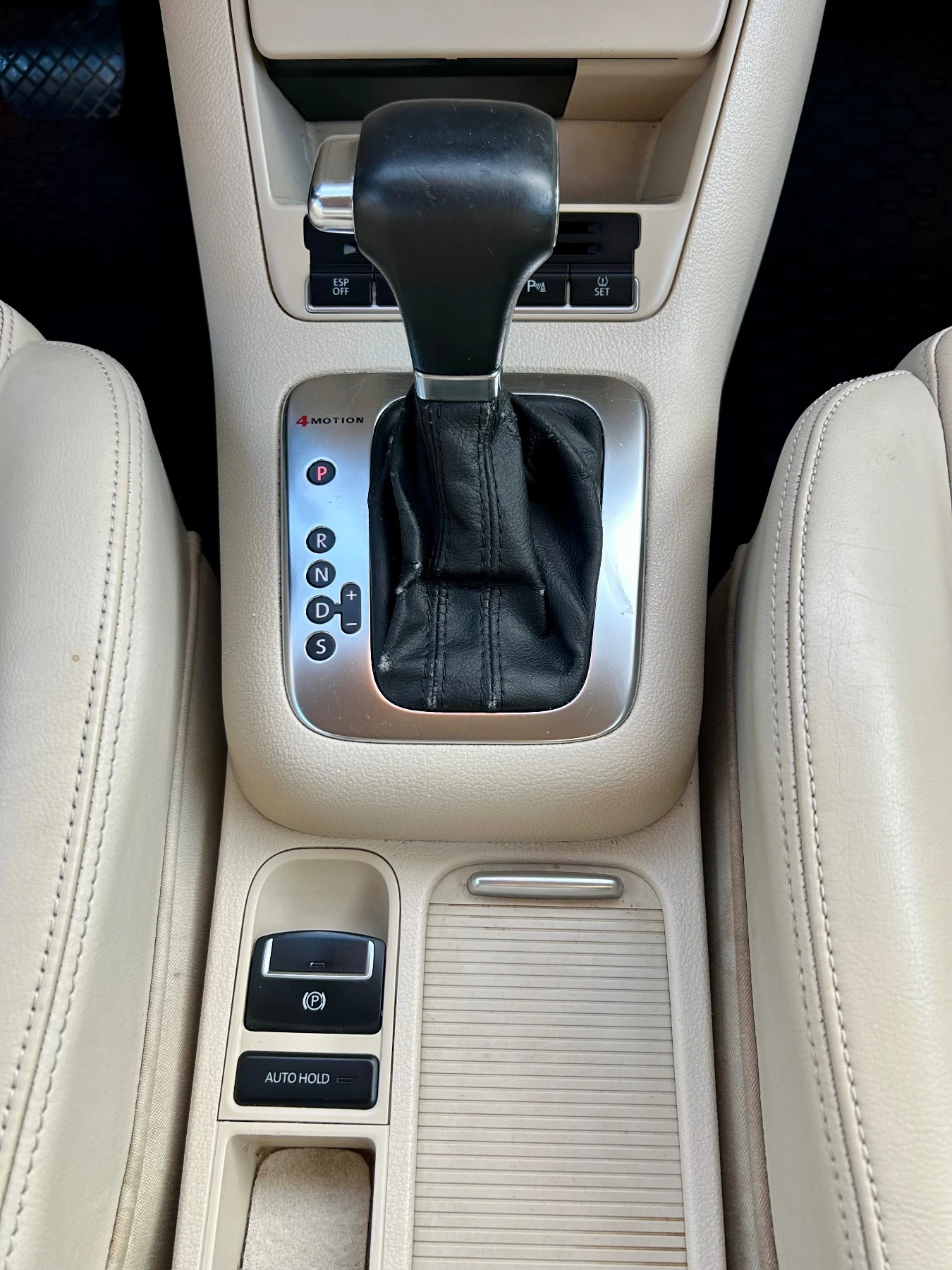 VW Tiguan 2.0 TDI DSG 4MOTION | Mobile.bg � ����������� 12