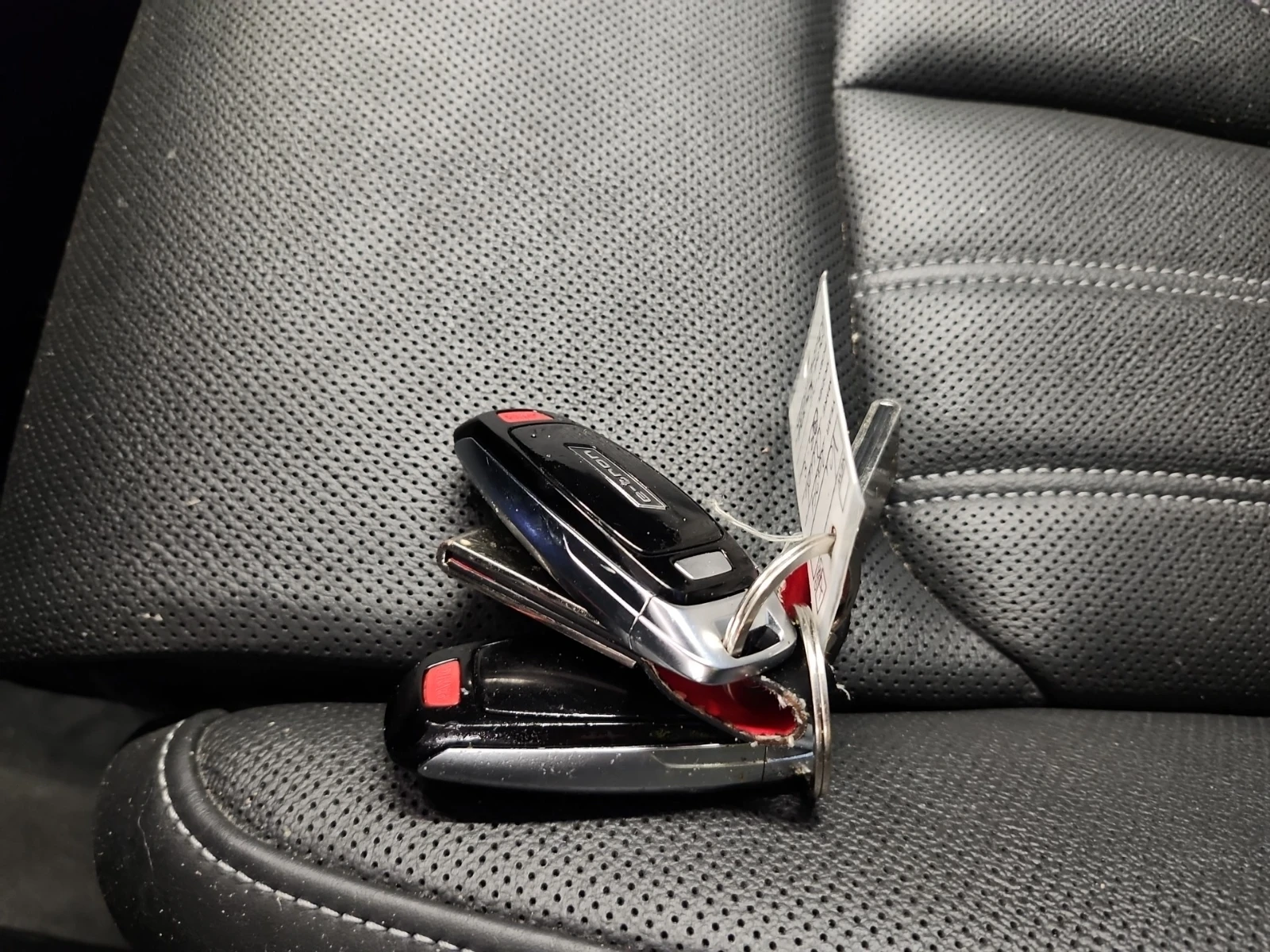 Audi Q8 e-tron Premium quattro, снимка 8 - Автомобили и джипове - 54210299