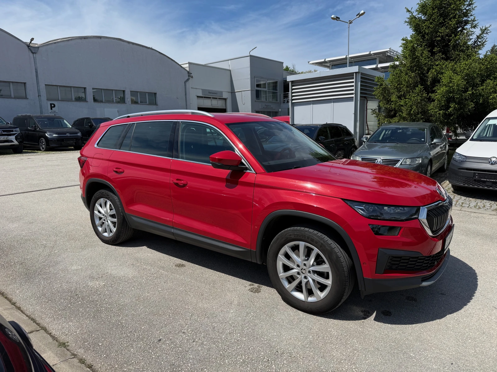 Skoda Kodiaq Vision Plus 4x4, 2, o TDI 200 k.c DSG, снимка 3 - Автомобили и джипове - 54604121