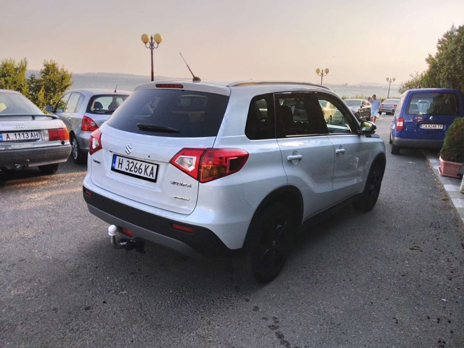 Suzuki Vitara 1.4T 4x4, снимка 6 - Автомобили и джипове - 54755175