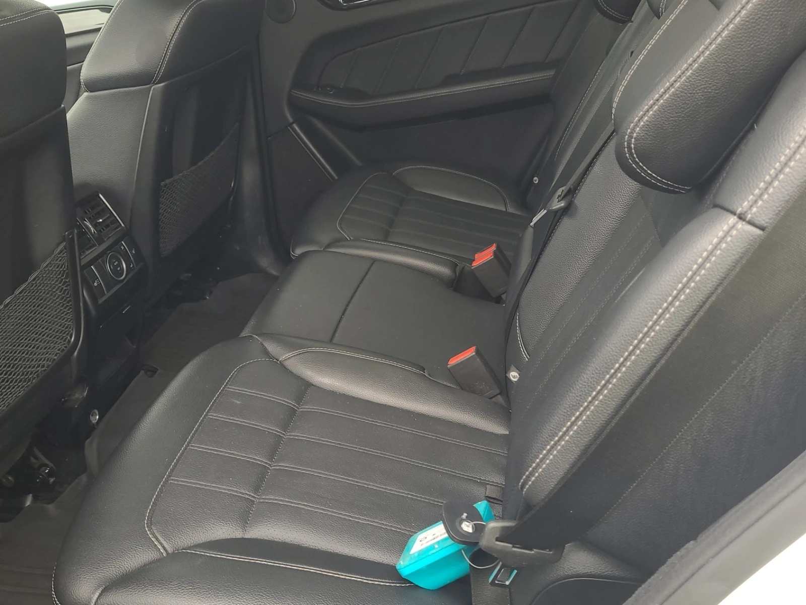 Mercedes-Benz GL 350 D * AMG * 7 МЕСТА * CARFAX * , снимка 8 - Автомобили и джипове - 55253976